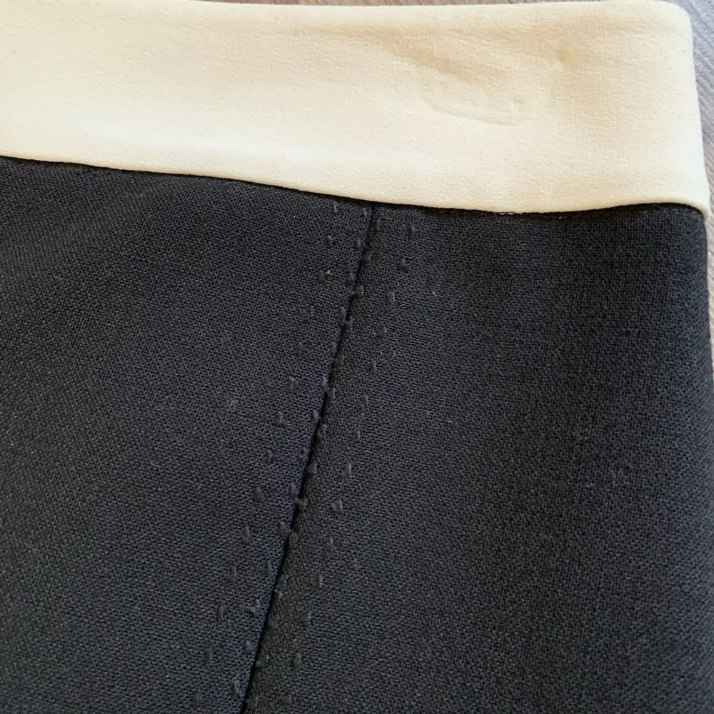 Tory Burch EUC A Line Wool Skirt Size 2‎ Lined